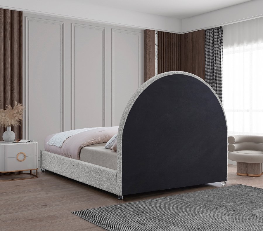 FH-5205 Bed view 3